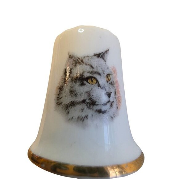 Porcelain Cat Thimble With Gold Trim Fine Bone China Made In England Collectible - Picture 3 of 6